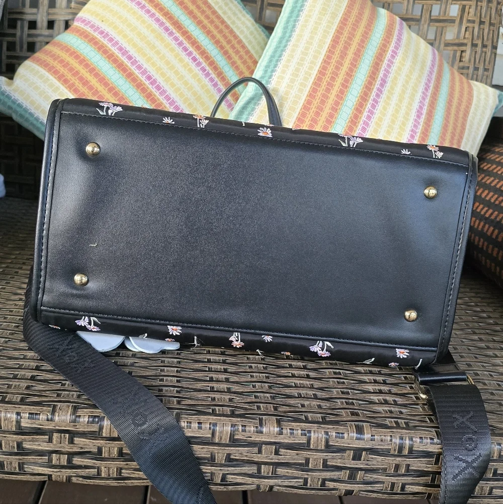 Betsey Johnson Xobeca-Y Tote Crossbody with Flower Charm - Picture 7 of 10